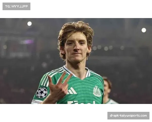 纽卡斯尔客场6-1横扫卡拉巴赫 戈登大四喜展现强大火力